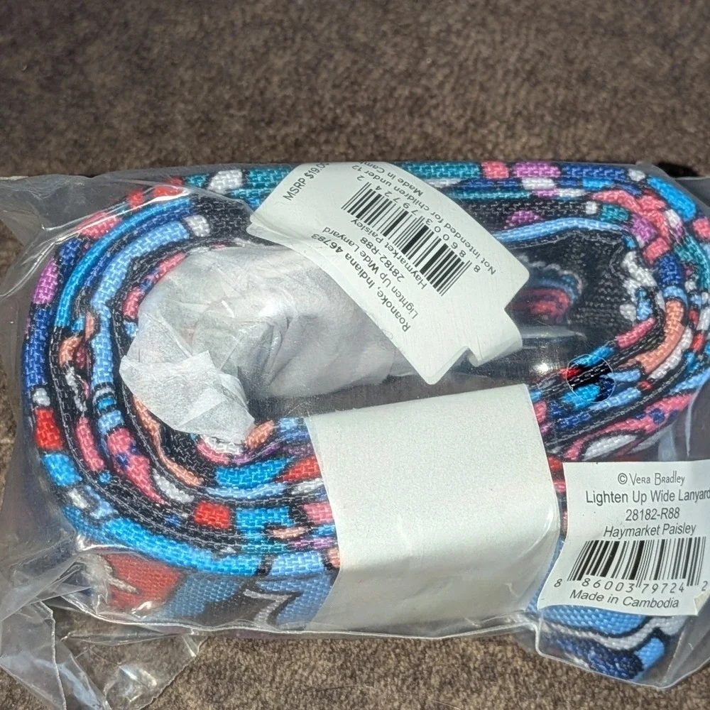 Vera Bradley Lighten Up Wide Lanyard Haymarket Paisley 28182-R88 New
